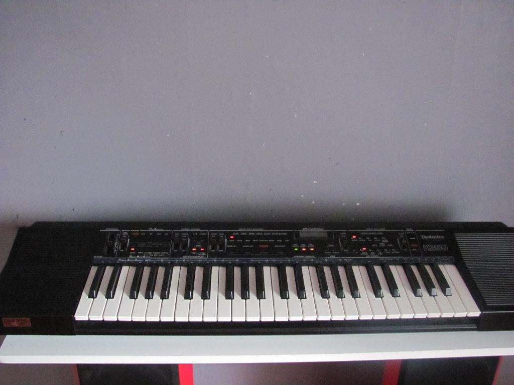Technics K350 keyboard met voedingssnoer standaard, Zo goed als nieuw, Technics, Midi-aansluiting, Ophalen