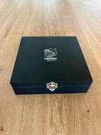 Originele Laquiole geschenkset Oester, Huis en Inrichting, Keuken | Bestek, Ophalen of Verzenden, Nieuw, Rvs of Chroom