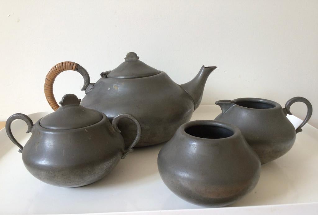 Amsterdamse School tinnen theeset, 4 stuks, ZTI Zeist, Verzenden