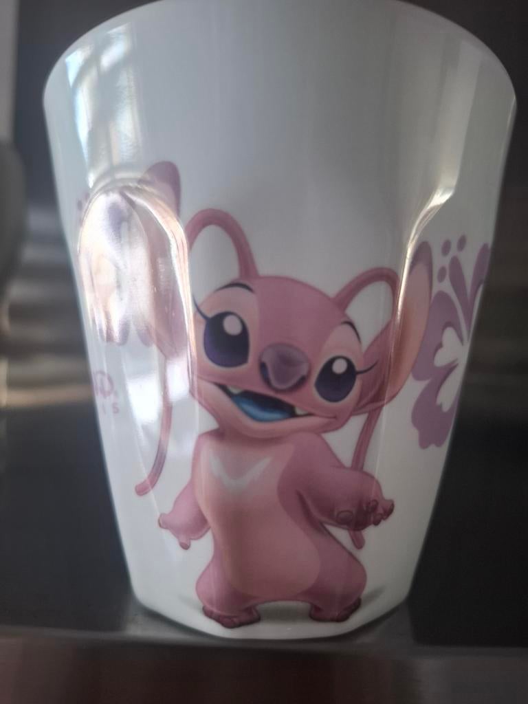 Kunststof mok van Angel, vriendinnetje van Stitch Disney, Ophalen of Verzenden, Overige figuren, Nieuw, Servies