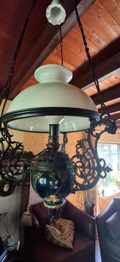 Antieke hanglamp met keramiek en smeedijzer, Antiek en Kunst, Ophalen