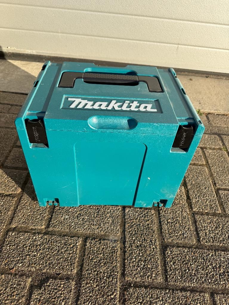 Makita M boxen, Ophalen, Zo goed als nieuw