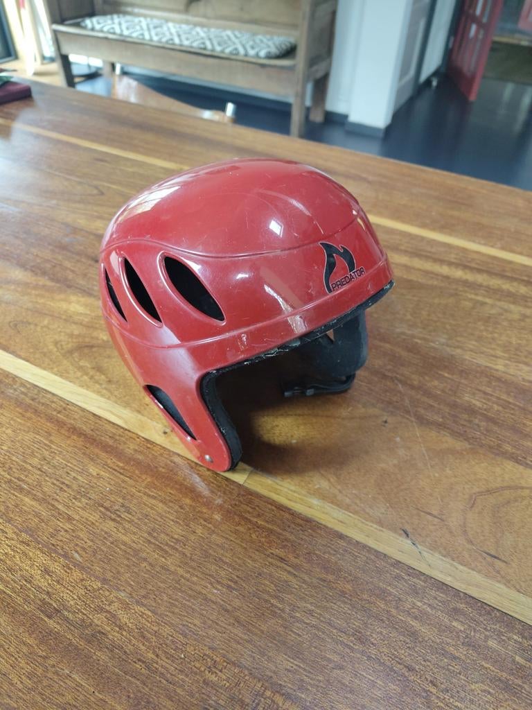 Predator Wildwater Kayak Helm - Rood, Watersport en Boten, Ophalen of Verzenden