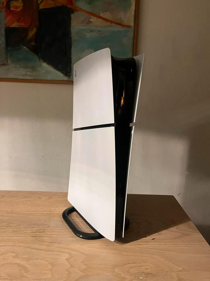 Playstation 5 digital edition 850 gb met headset, Spelcomputers en Games, Games | Sony PlayStation 5, Zo goed als nieuw, Ophalen