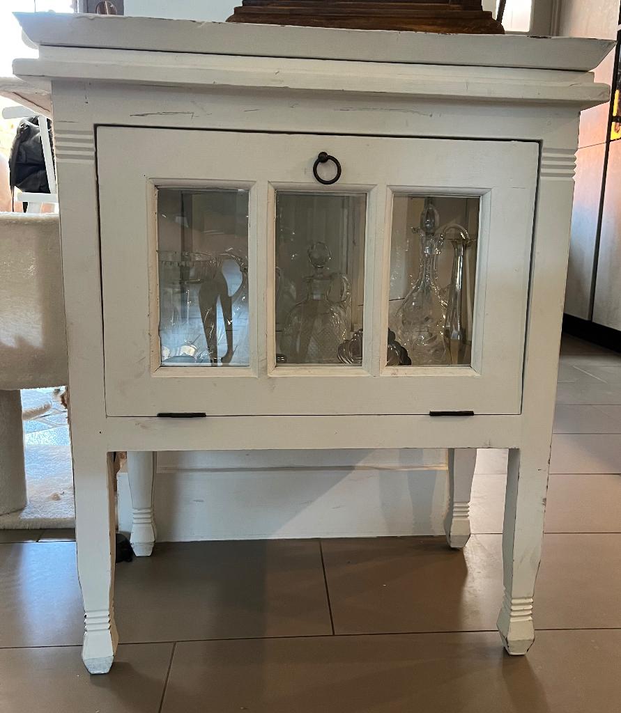 white wash kastje met glas, Ophalen