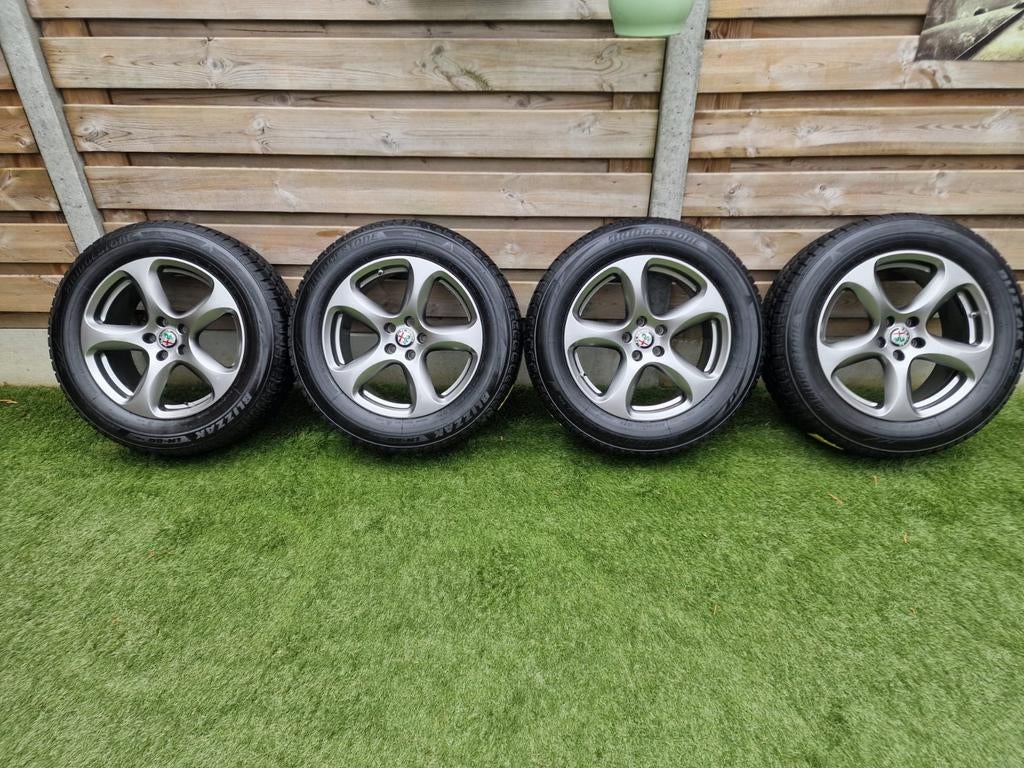 Mooi setje alfa velgen stelvio, Auto-onderdelen, Banden en Velgen, Ophalen, 18 inch, Velg(en), Zomerbanden