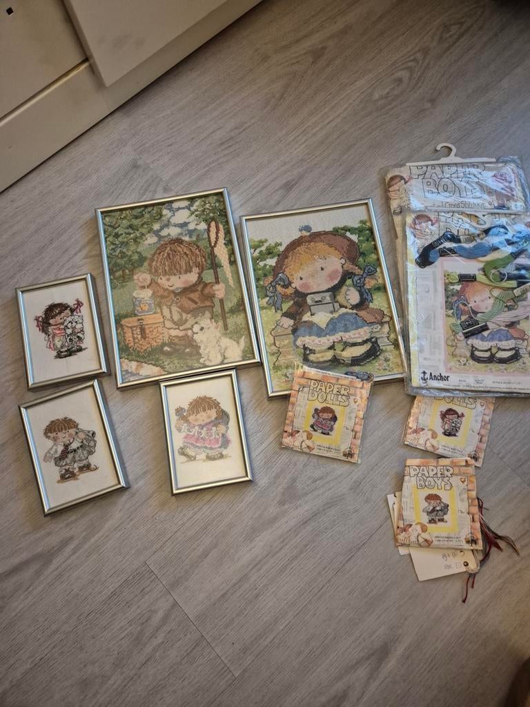 Anchor borduurwerken paper dolls en paperclips boys 5 stuks, Ophalen of Verzenden