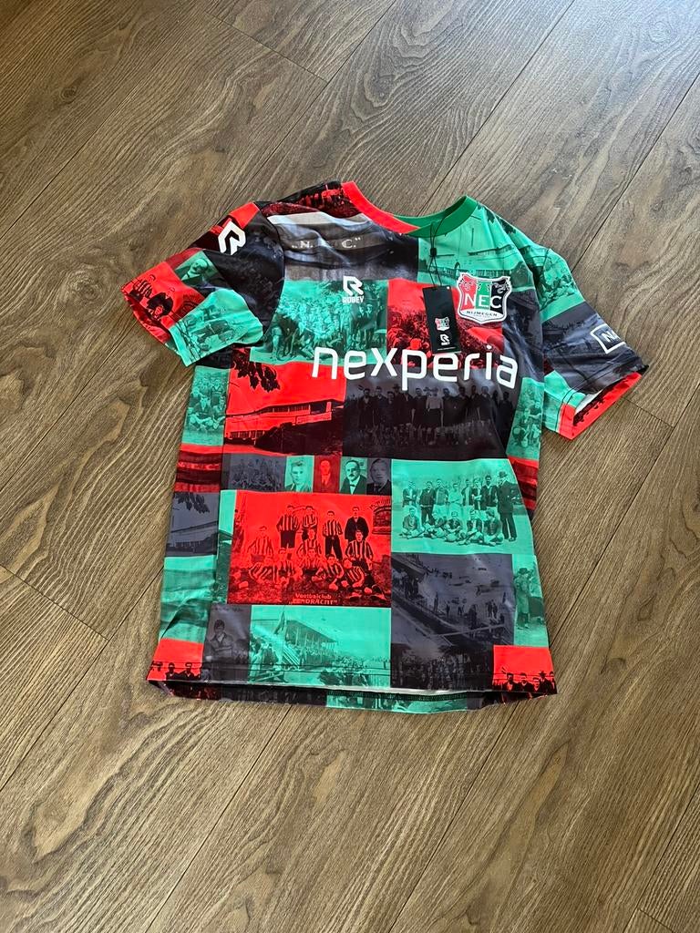 NEC bekerfinale shirt warming up Maat M, Ophalen, Nieuw, Maat 38/40 (M), Korte mouw