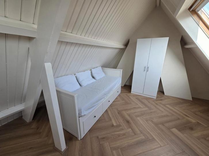 IKEA Hemnes bedbank met 3 lades, Huis en Inrichting, Slaapkamer | Bedden, Zo goed als nieuw, Ophalen