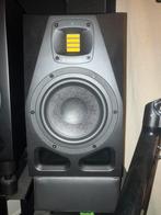 Set Adam Audio a7v, Zo goed als nieuw, Minder dan 60 watt, Front, Rear of Stereo speakers, Ophalen