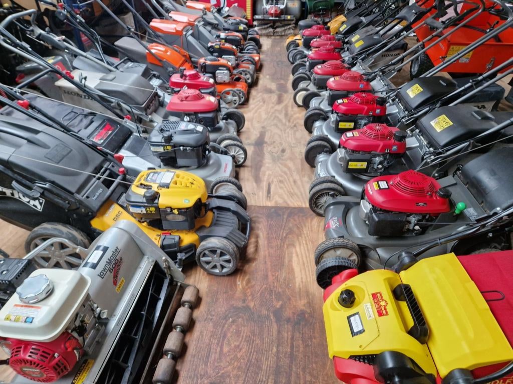 Tweedehandse goede grasmaaiers te Koop!, Ophalen, Gebruikt, 50 cm of meer, Benzine-grasmaaier