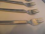 4 st WMF Ravenna Cromargan parelrand dessert vork 16 cm p st, Antiek en Kunst, Ophalen of Verzenden
