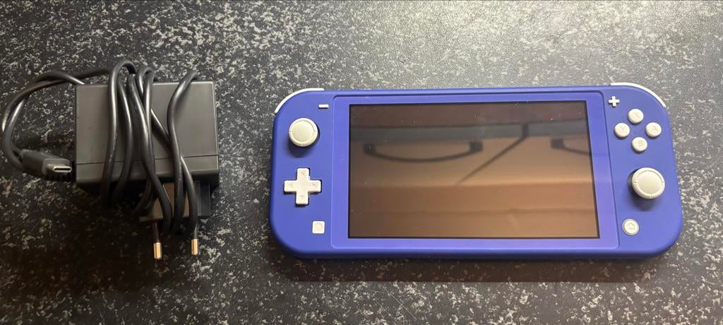 Nintendo Switch Lite paars, Ophalen of Verzenden, Zo goed als nieuw, Zonder controller, Switch Original