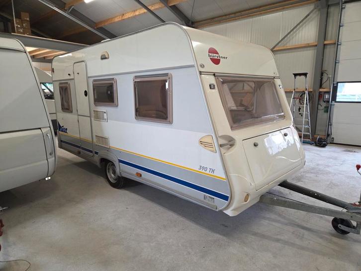 Burstner 395 tk fun ,bj 2003 ,stapelbed,voortent, Caravans en Kamperen, Caravans, Particulier, tot en met 4, 750 - 1000 kg, Standaardzit