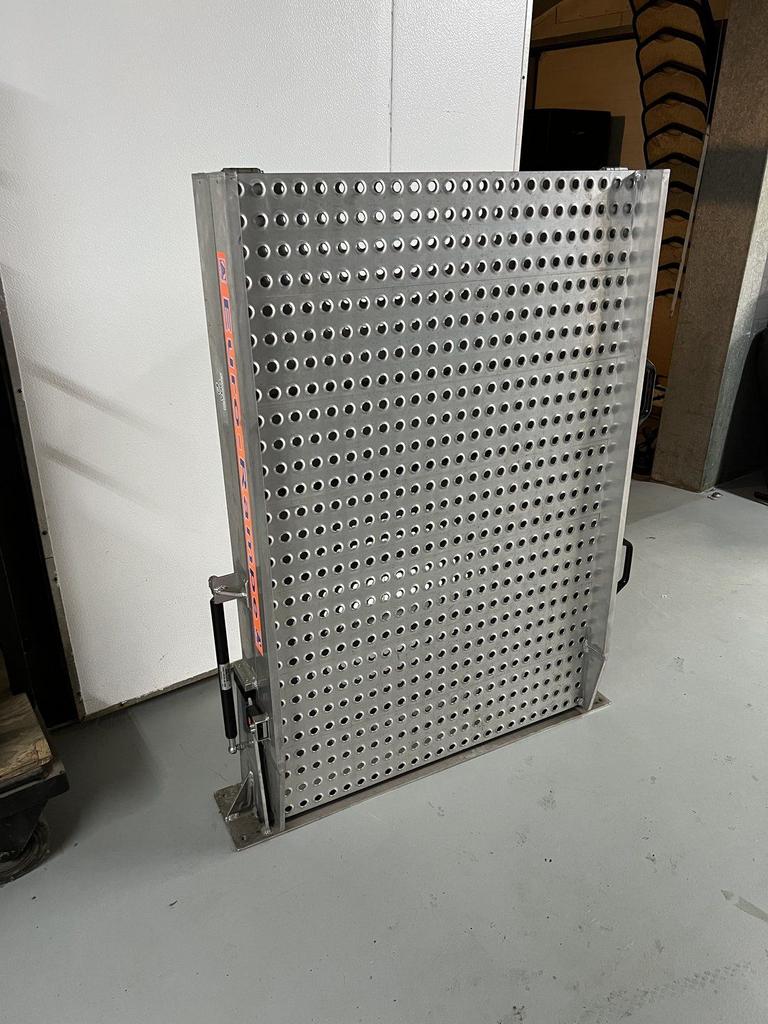 NIEUWE VOORRAAD Oprijplaat Rijplaat Rij plaat Oprijklep lift, Ophalen of Verzenden, -, -, -