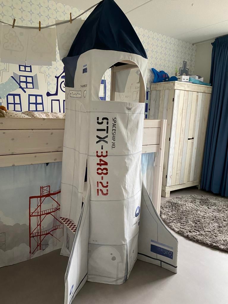 Lifetime raket/ruimte ombouw voor half hoogslaper., Ophalen, Zo goed als nieuw, Halfhoogslaper