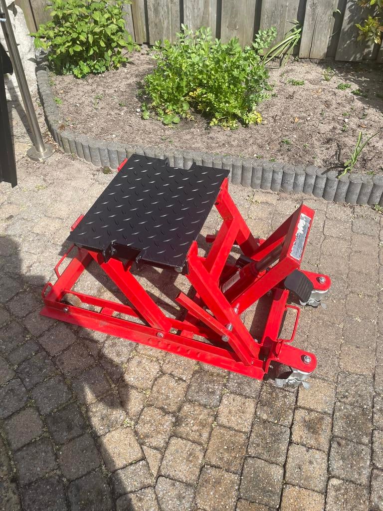 Motor/scooter lift, Motoren, Ophalen