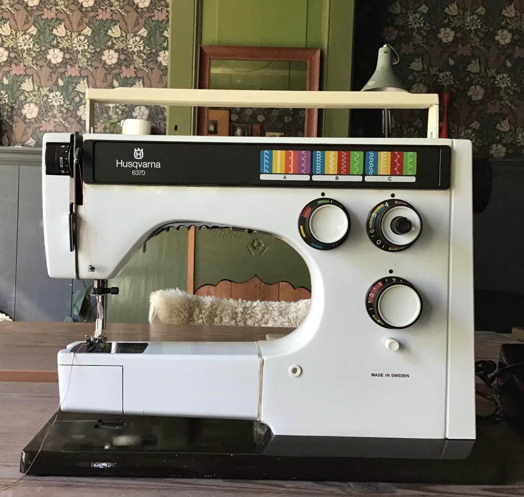Husqvarna naaimachine model 6370, Ophalen, Gebruikt, Naaimachine, Husqvarna