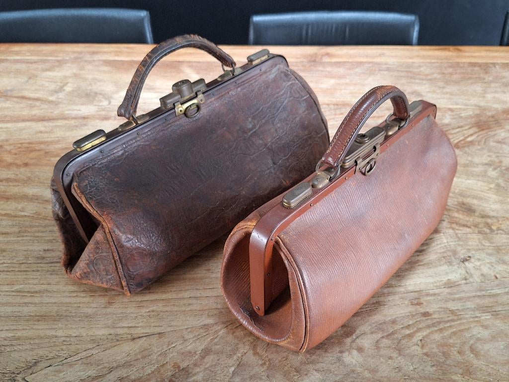 2st antieke leren dokterstas bruin leer krokodil / rib print, Ophalen of Verzenden