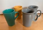 4 bekers koffiemokken groen geel grijs Churchill England, Huis en Inrichting, Keuken | Servies, Gebruikt, Ophalen of Verzenden