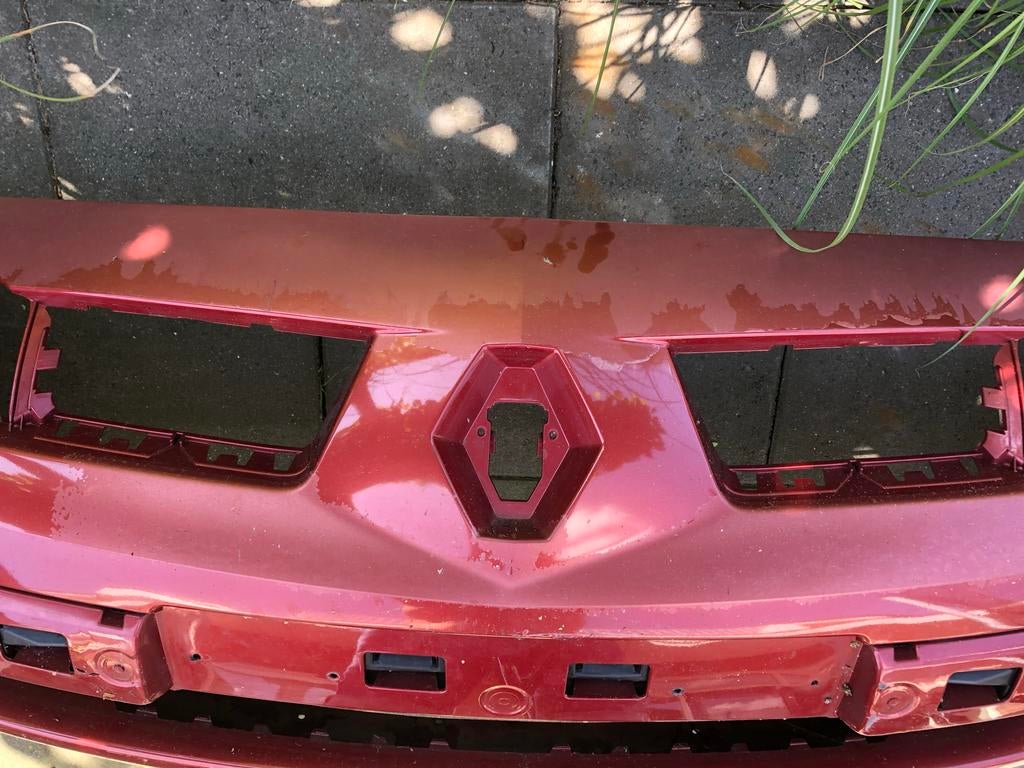 Renault Megane II voorbumper - Rood, Ophalen, Gebruikt, Bumper, Renault