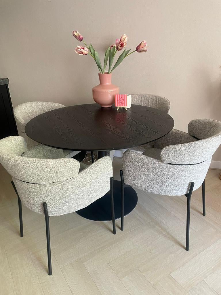 Zwarte tafel 110 rond, Ophalen, Rond, Vier personen, 100 tot 150 cm