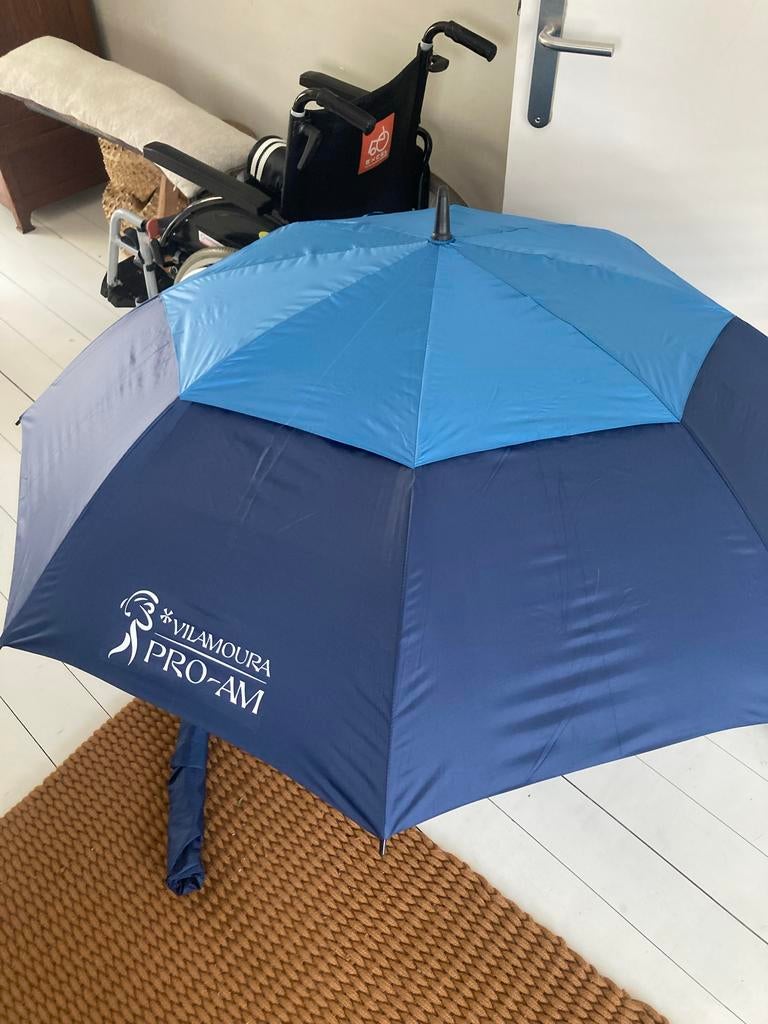Nieuwe golf paraplu - Vilamoura Pro-Am, Ophalen of Verzenden, Nieuw, Blauw