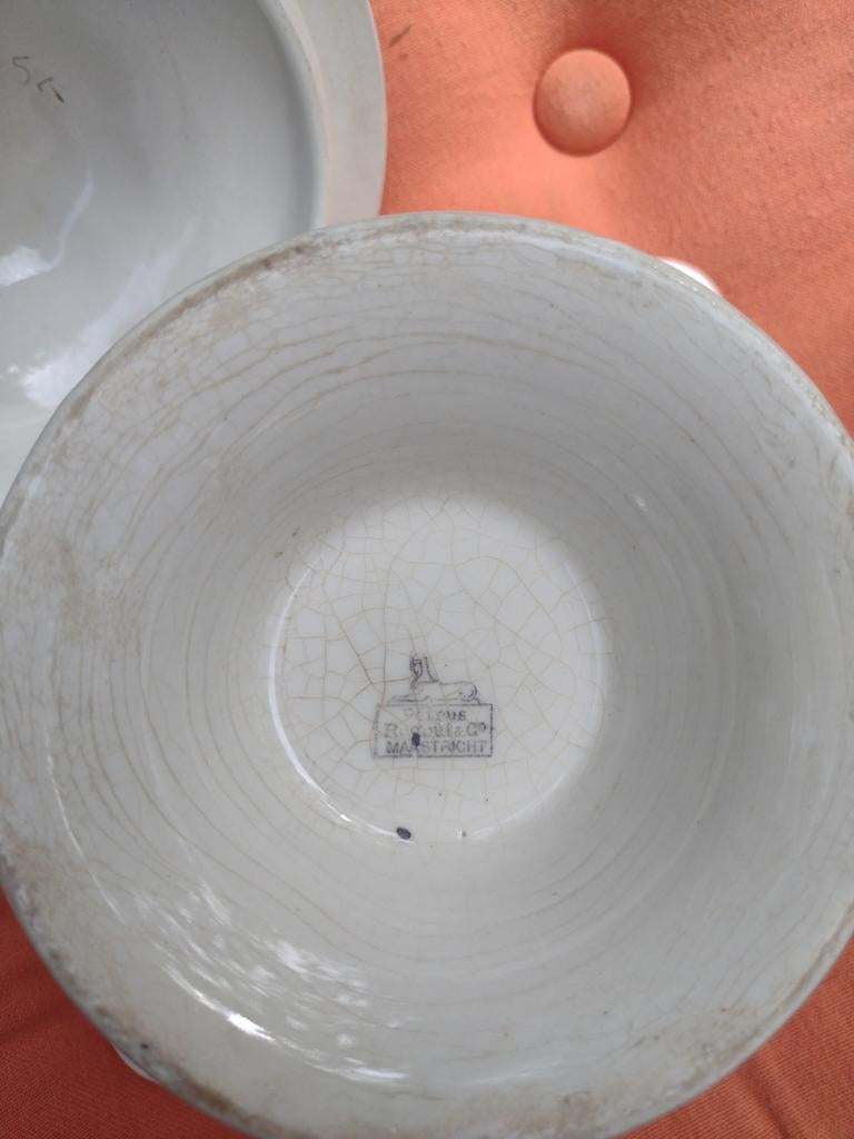 Schaal  wit met deksel, Antiek en Kunst, Ophalen of Verzenden