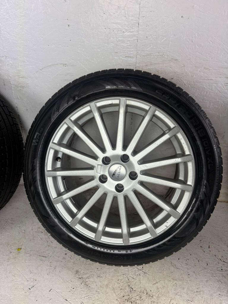Originele Jaguar XF XJ XE velgen 18" 5x108 winterset 8mm!, Niet ingevuld, 18 inch, Gebruikt, Banden en Velgen
