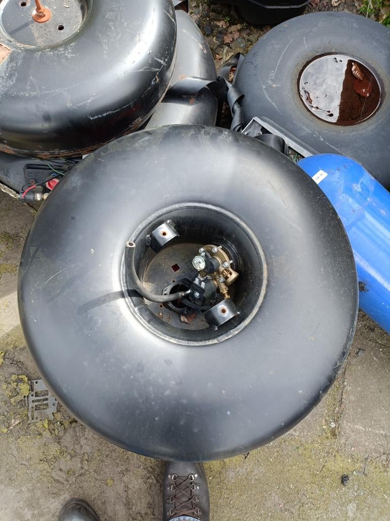 LPG ringtank reservewiel autogas afhalen in Kampen, Auto-onderdelen, Brandstofsystemen, Ophalen of Verzenden, Gebruikt, Universele onderdelen