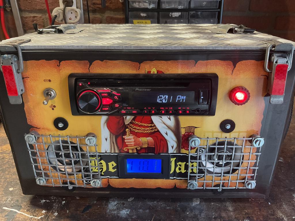 Krat radio cd speler, Ophalen, Gebruikt