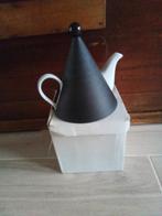 Stijlvolle theepot met postmoderne kegel uit de jaren 80
Geï, Ophalen of Verzenden