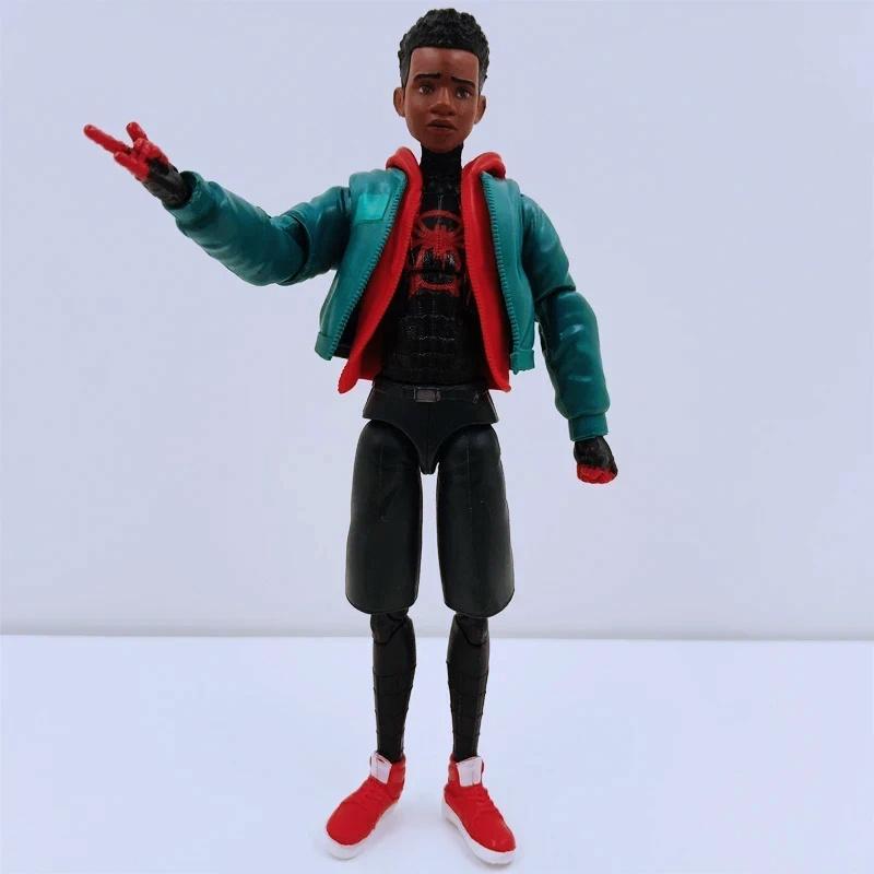 Spider-Man Miles Morales Hasbro Marvel Legends actiefiguur, Kinderen en Baby's, Speelgoed | Actiefiguren, Ophalen of Verzenden