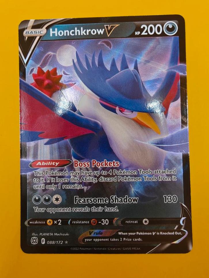 Honchkrow V - Brilliant Stars, Hobby en Vrije tijd, Verzamelkaartspellen | Pokémon, Zo goed als nieuw, Verzenden