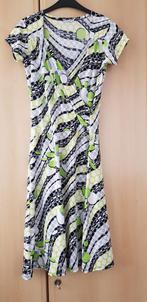 Mooie jurk, Ophalen of Verzenden, Nieuw, Maat 38/40 (M), Onder de knie