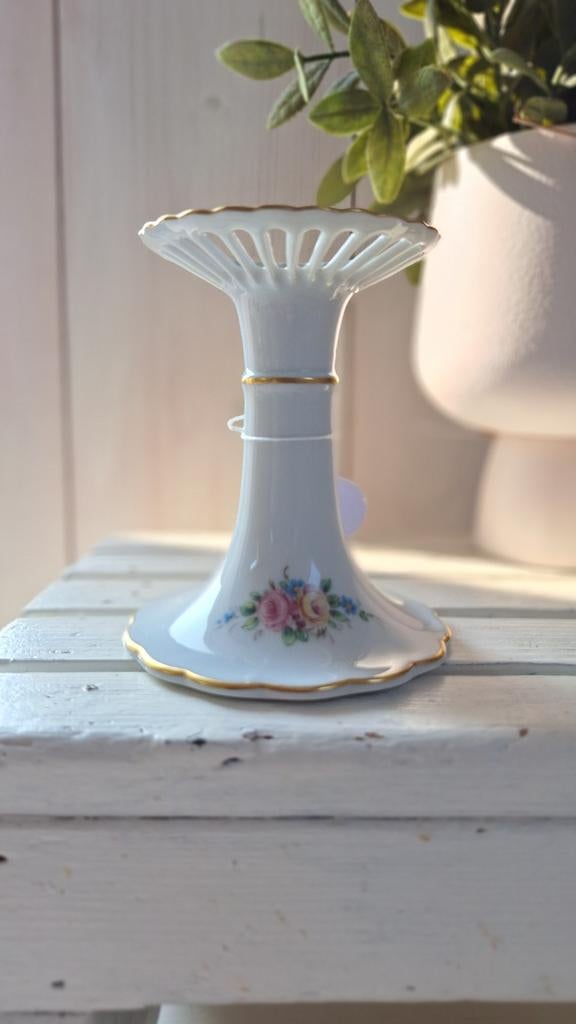 Porseleinen vintage kandelaar, Tettau porselein kandelaartje, Overige materialen, Wit, Ophalen of Verzenden, Zo goed als nieuw