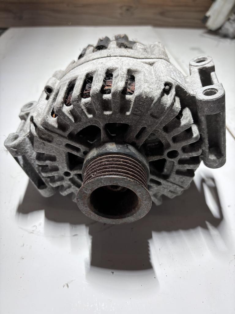 Dynamo Mercedes A0009067900 passend op verschillende types, Auto-onderdelen, Motor en Toebehoren, Niet ingevuld, Gebruikt, Mercedes-Benz