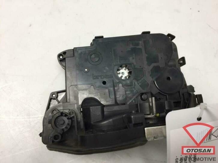 bmw 3 serie e90 slotmechaniek portier rechts achter 7060296, Auto-onderdelen, Petuelring 130
80788  Munich, DE, Gebruikt, Info@bmw.de