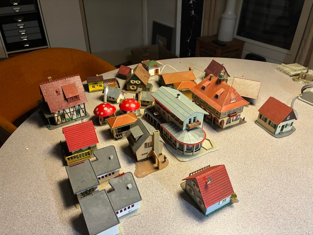 Faller HO 21 huisjes bij modelspoor, Overige merken, Gelijkstroom of Wisselstroom, Brug, Tunnel of Gebouw, Ophalen of Verzenden