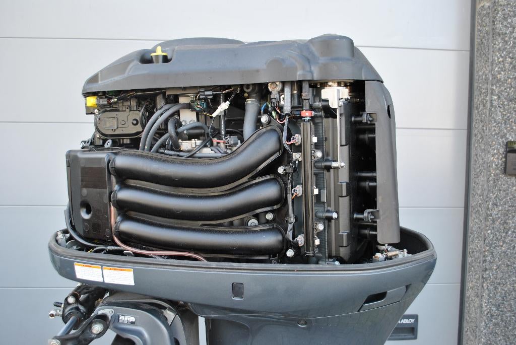 Yamaha F300 buitenboordmotor, Watersport en Boten, Ophalen, Gebruikt, Benzine, Viertaktmotor