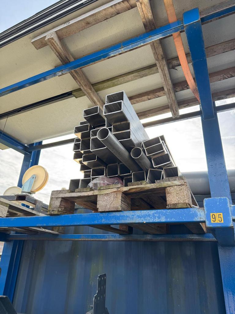 Te koop: div rvs buizen, Doe-het-zelf en Verbouw, Metalen, Ophalen, Nieuw, Overige metalen