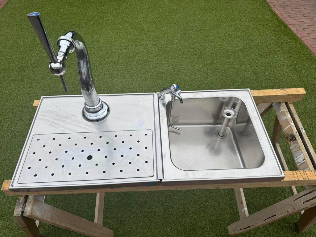 Lekblad met spoelbak,biertap, thuistap, mancave, bar, Ophalen, Zo goed als nieuw