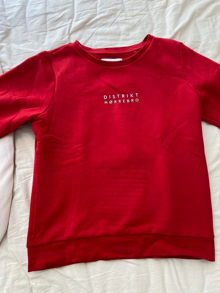 Distrikt Nørrebro sweater maat S, Ophalen of Verzenden, Zo goed als nieuw, Maat 36 (S), Rood