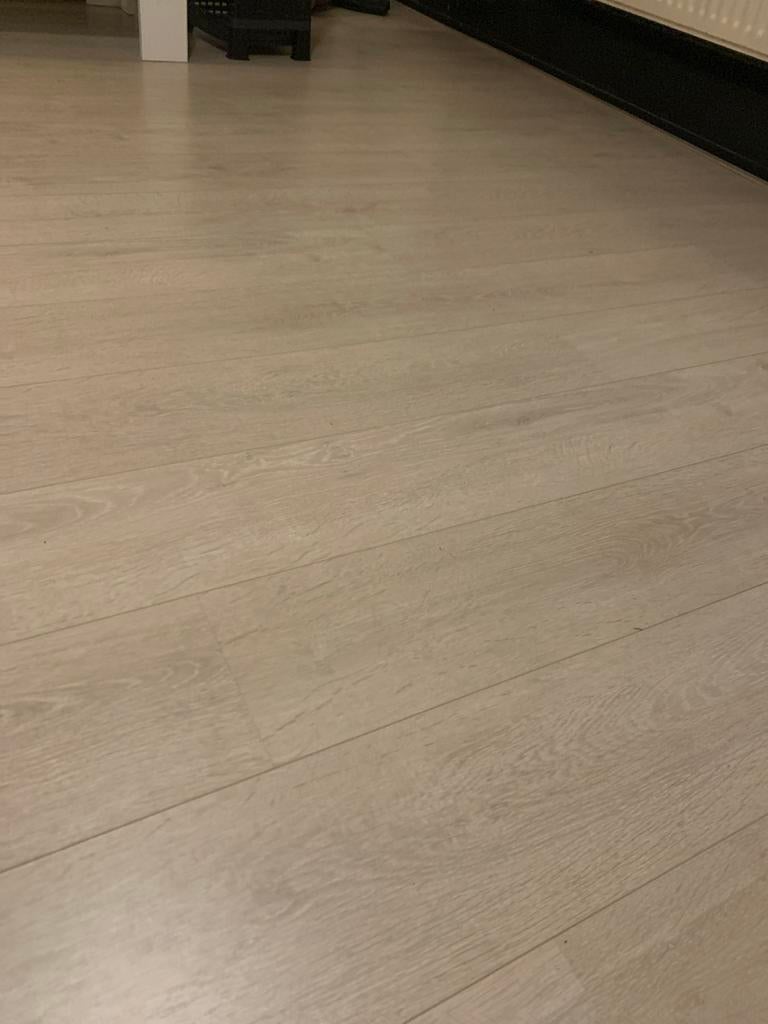 50m2 laminaat gratis af te halen, Ophalen, Gebruikt, Beige, 50 tot 75 m²