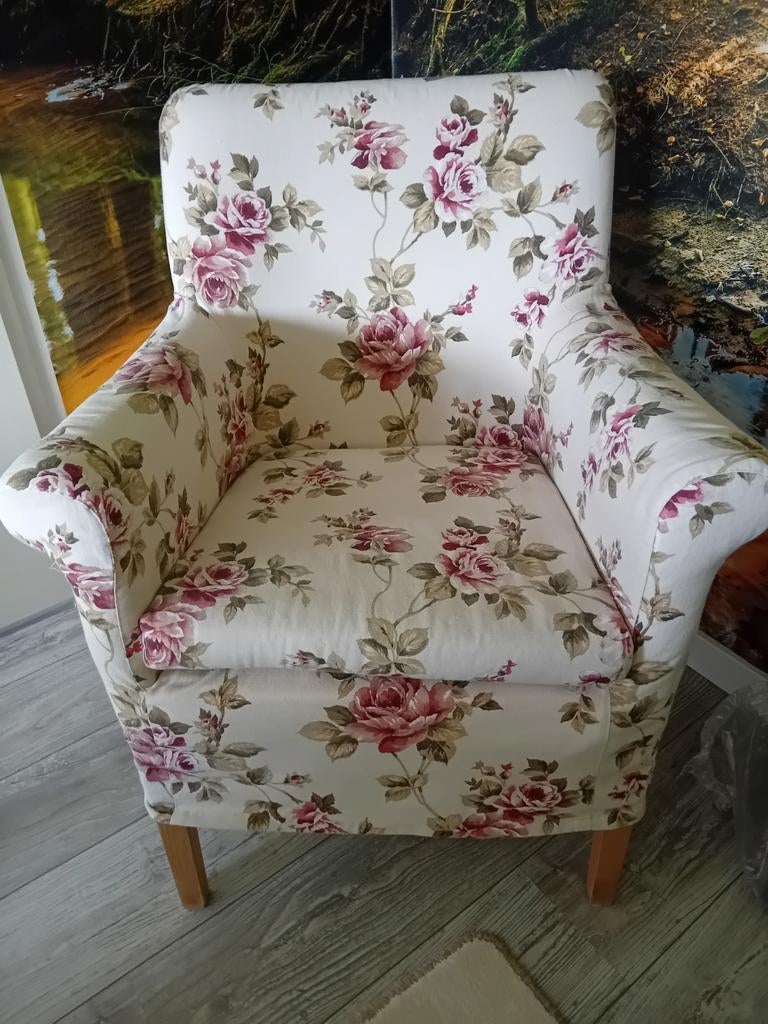 2 fauteuils met gebloemde print, Ophalen, Gebruikt, 75 tot 100 cm, 50 tot 75 cm
