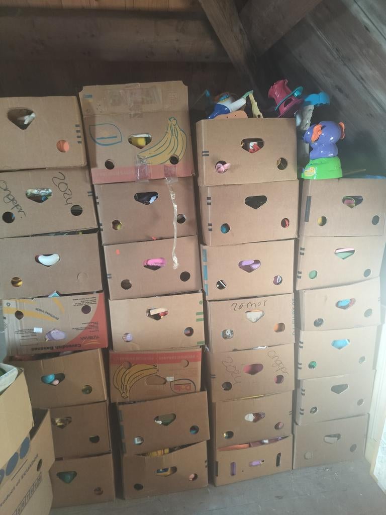 Dozen speelgoed rommelmarkt braderie konjngsdag, Ophalen of Verzenden, Minder dan 40 cm, Doos, Minder dan 35 cm