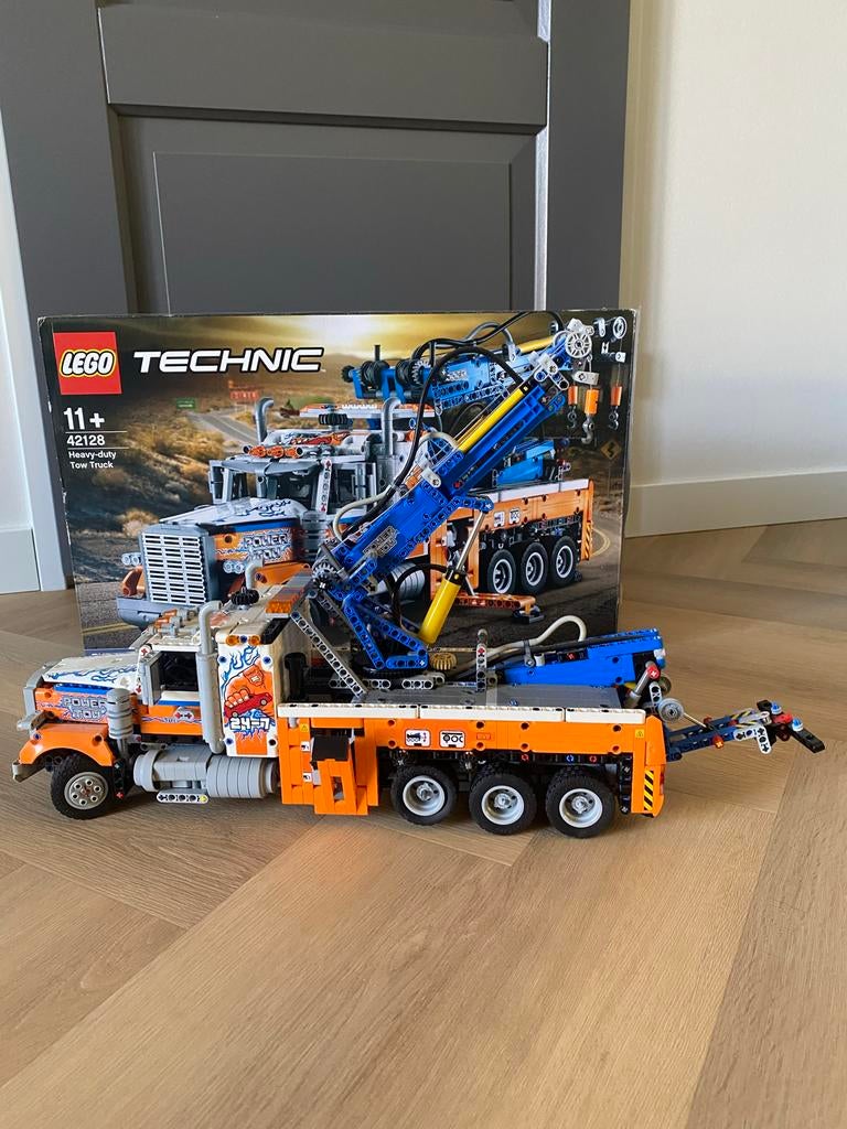 Lego Technic 42128 Zware Takelwagen met doos, Ophalen, Zo goed als nieuw, Overige merken
