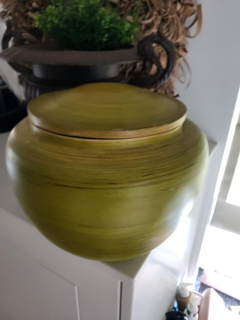 Decoratieve bamboe schaal met deksel - Olijfgroen, Schaal, Rond, Ophalen of Verzenden, Zo goed als nieuw