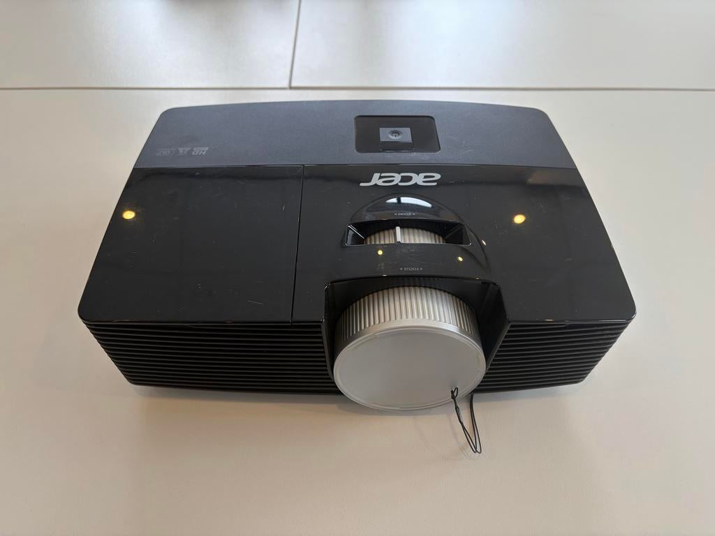 Acer Beamer X1383WH met scherm en montagebeugel, Ophalen, Gebruikt, DLP, HD (720)