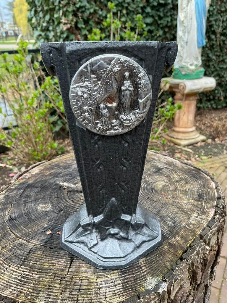 Oude religieuze vaas ❤️ Bernadette bij Maria in Lourdes, Ophalen of Verzenden